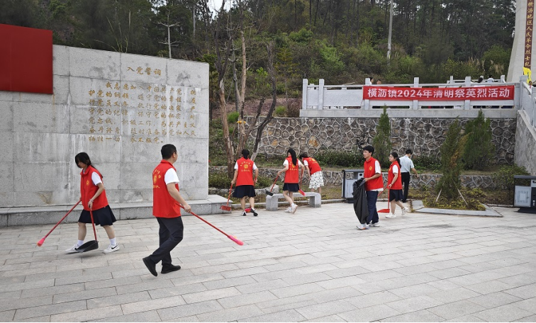 祭英烈傳紅色基因，擔使命踐行復興夢——惠州理工學校開展清明祭英烈活動459.png